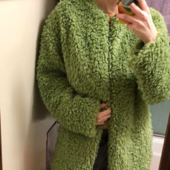 Green glamorous vegan fur teddy coat - Picture 8 of 9